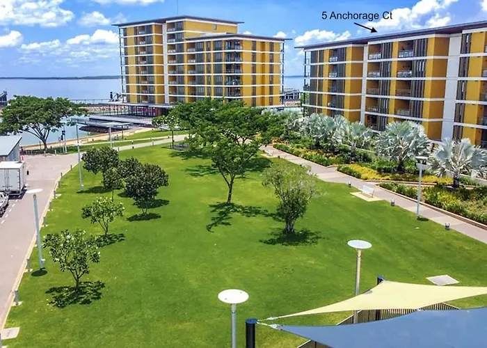 Cute & Cosy Darwin Waterfront Apartment