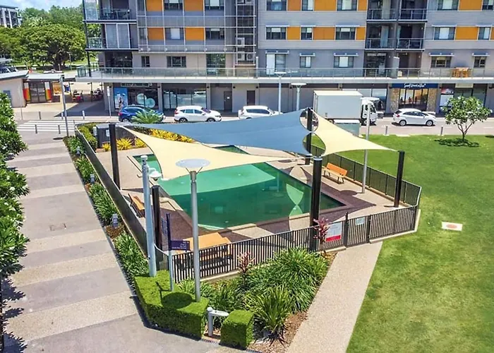 Cute & Cosy Darwin Waterfront Apartment